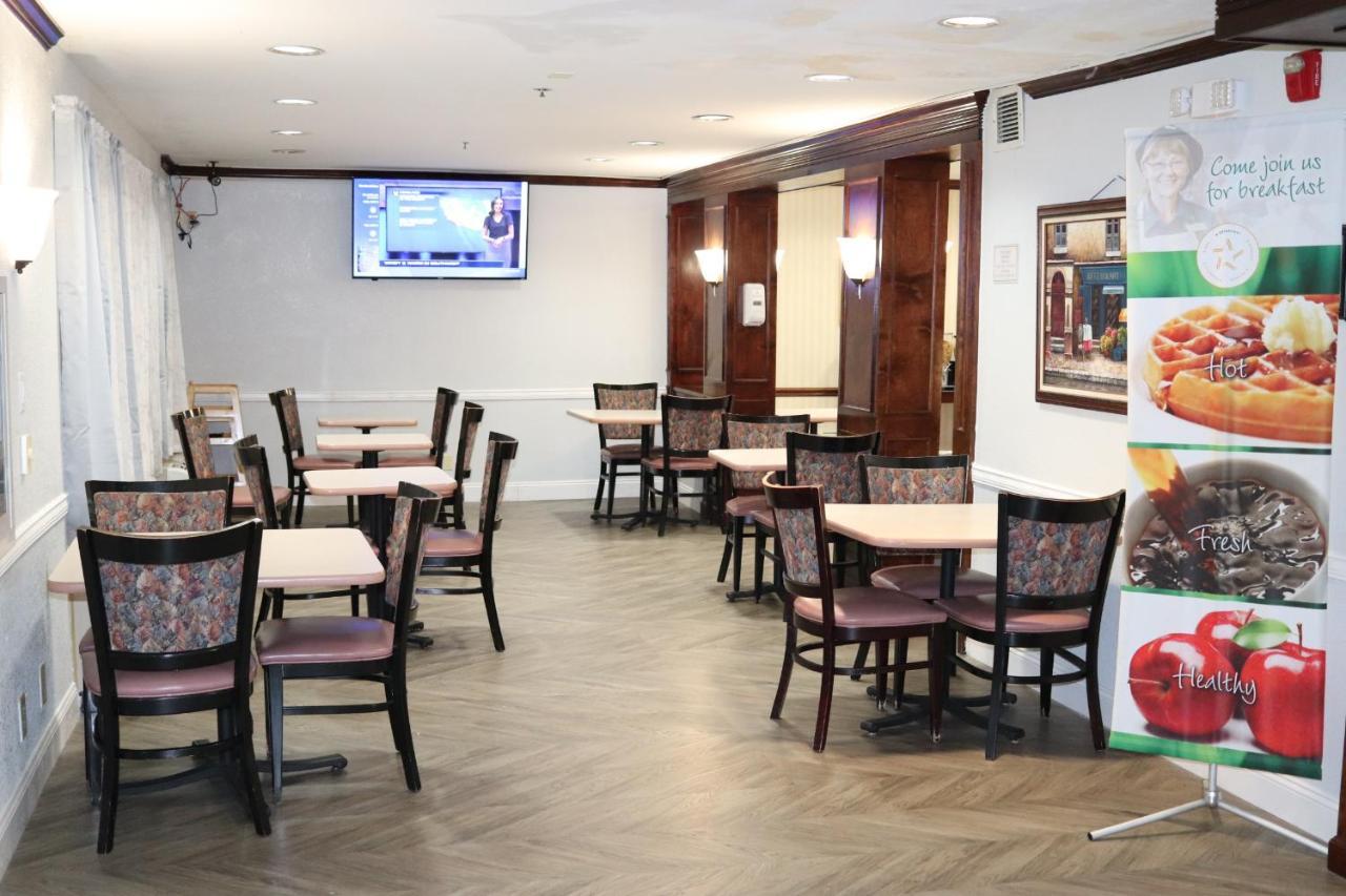 Quality Inn Rocky Mount Zewnętrze zdjęcie
